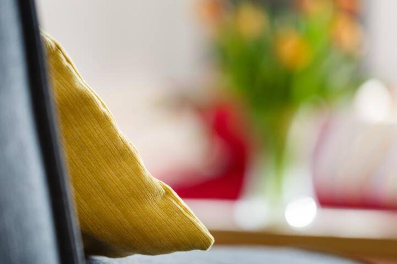 Contemporary Trumpington Apartment With Self Check-In ,Free On-Site Parking, Terrace, Super Fast Wifi & 5 Mins Drive To Papworth & Addenbrookes Hospitals Cambridge  Ngoại thất bức ảnh